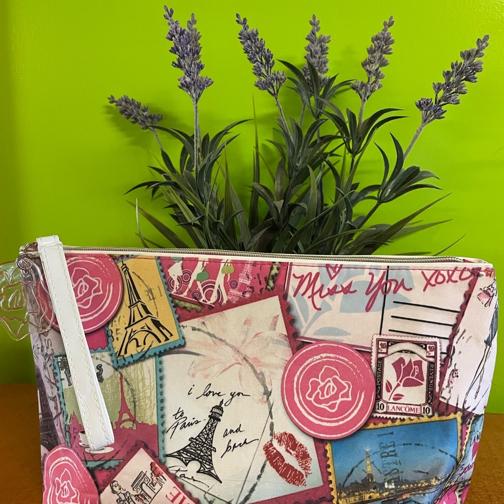 LANCÔME Vibrant Pink Zippered Pouch